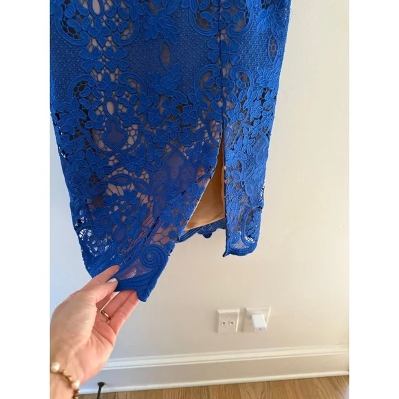 DRESS THE POPULATION Jayleen Electric Blue Lace Midi Cocktail Dress size S EUC - Picture 2 of 9